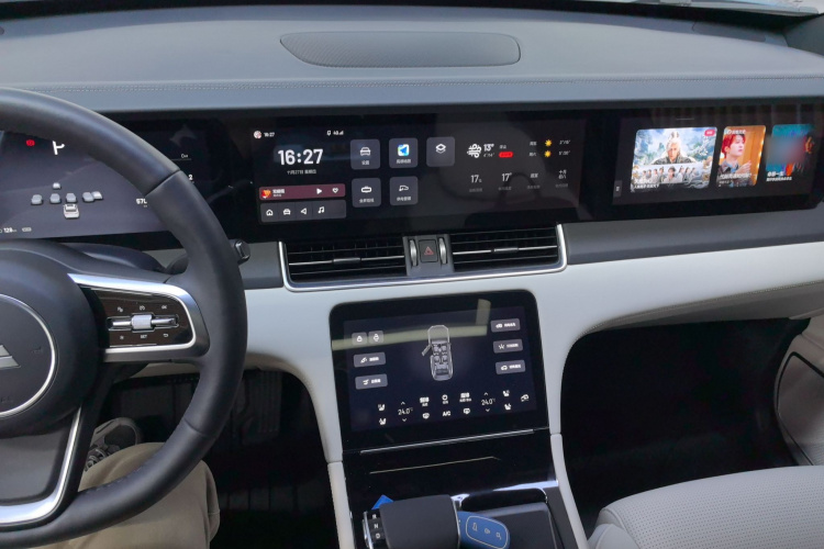 理想汽车 理想ONE 2021款 增程6座版中控内饰7002