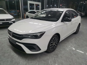 荣威i5 2021款 1.5L CVT铂金版