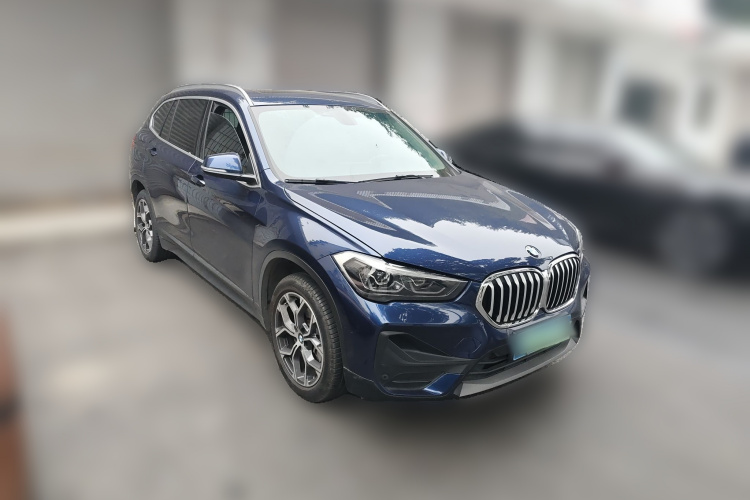 宝马X1 2020款 sDrive25Li 领先型车身外观3