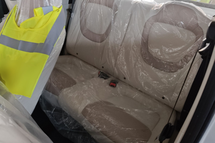 五菱汽车 宏光MINIEV 2024款 第三代 215km 青春版中控内饰21