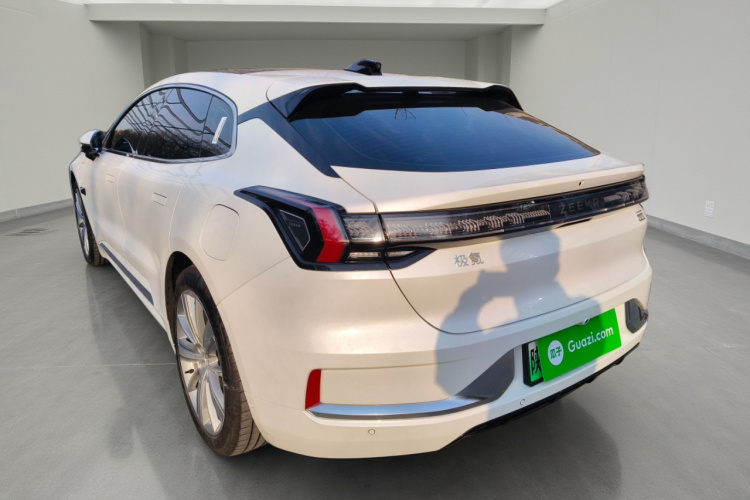 极氪001 2023款 WE版 100kWh车身外观5