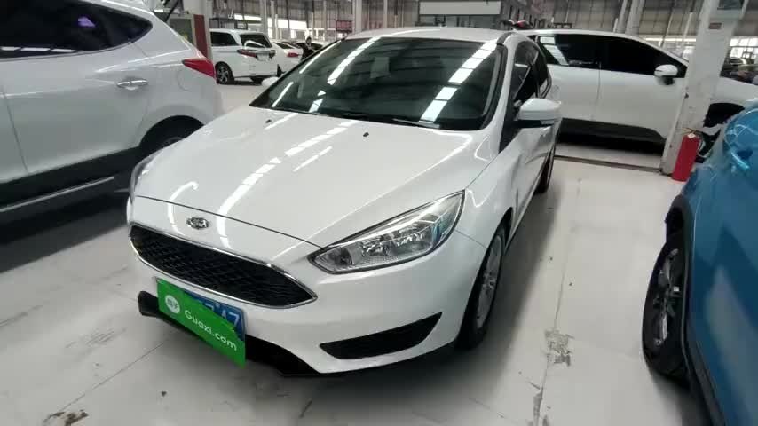 福特 福克斯 2018款 两厢经典 1.6L 自动舒适型智行版实拍1