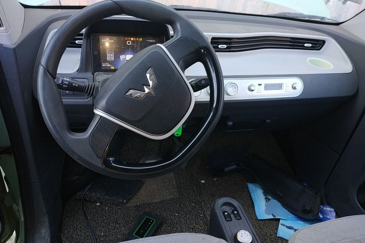 五菱汽车 宏光MINIEV 2021款 马卡龙时尚款 三元锂中控内饰12