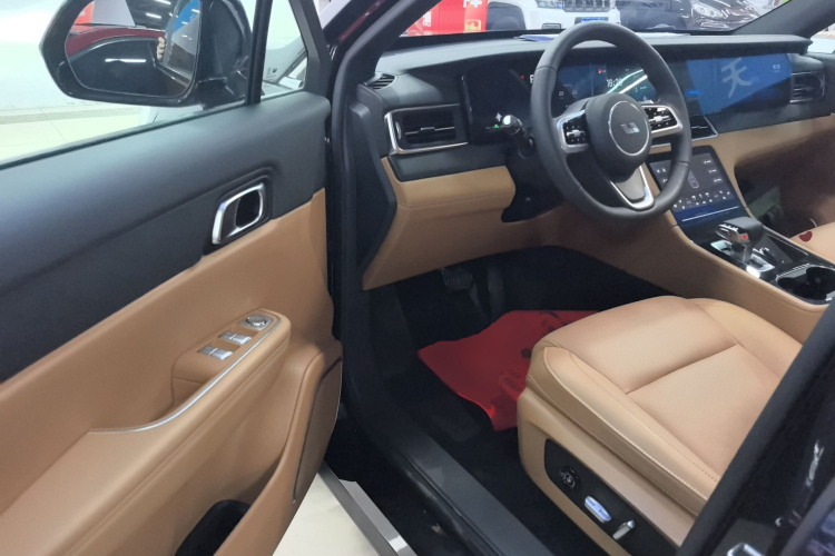 理想汽车 理想ONE 2021款 增程6座版中控内饰20