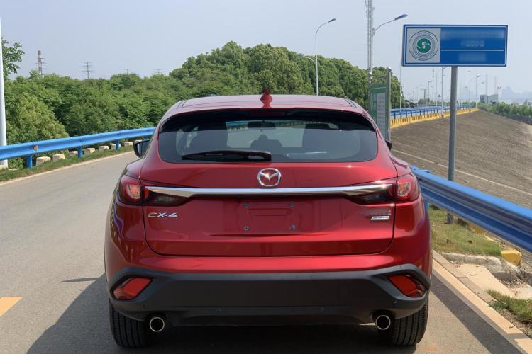 马自达CX-4 2018款 2.0L 自动两驱蓝天活力版 国V车身外观6004
