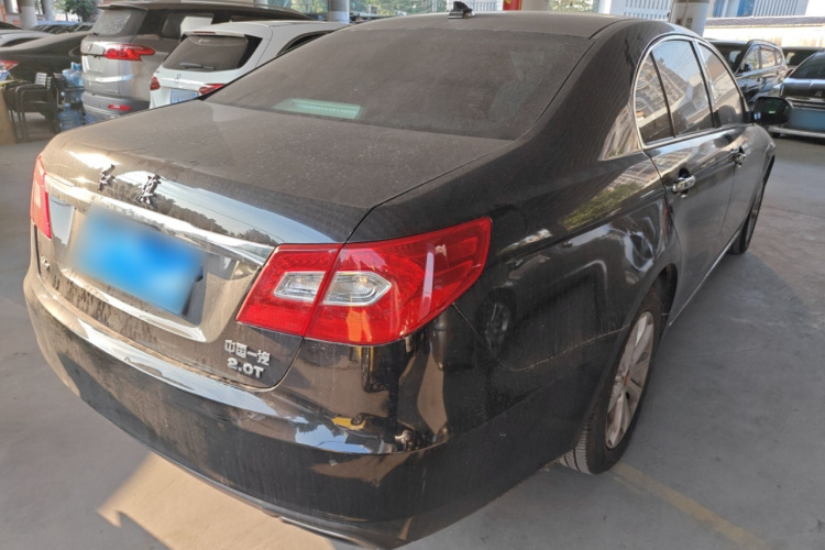 红旗H7 2015款 2.0T 豪华型车身外观7