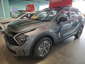 起亚 狮铂拓界 2023款 1.5T 两驱尊贵版