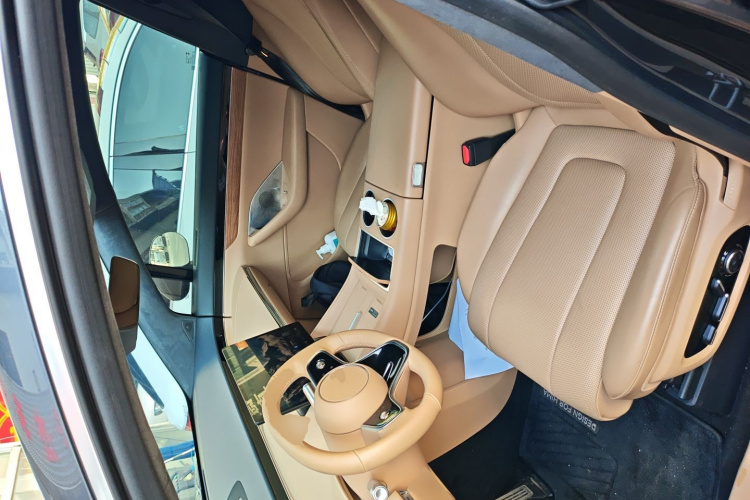 鸿蒙智行 智界R7 2024款 纯电 802km Max中控内饰19