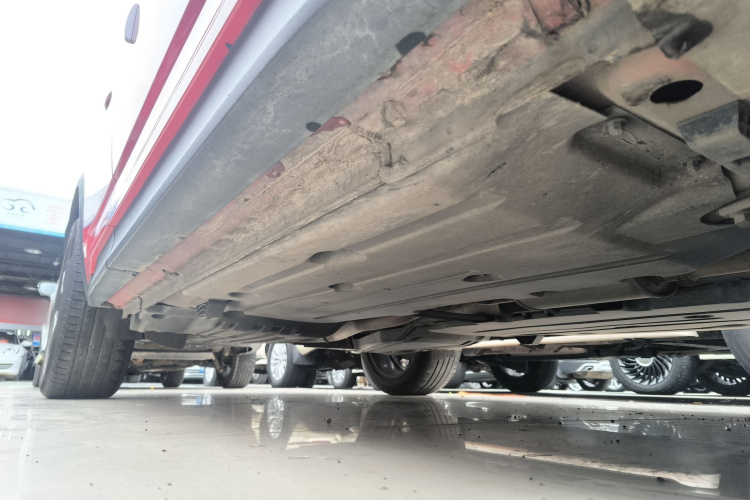 领克01 2017款 2.0T 四驱劲Pro版局部细节9001