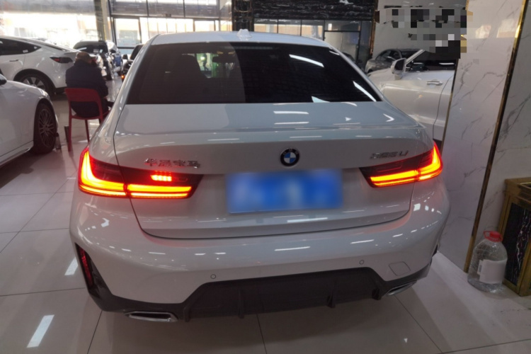 宝马3系 2024款 325Li M运动套装车身外观6