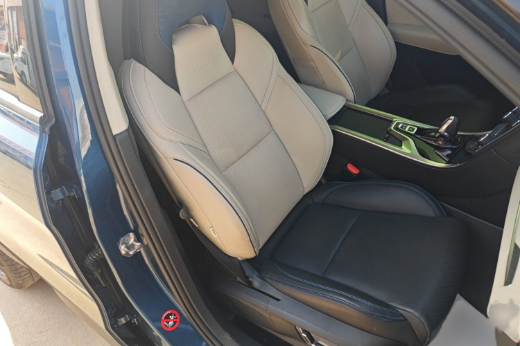 领克01 2017款 2.0T 两驱耀Pro版局部细节41