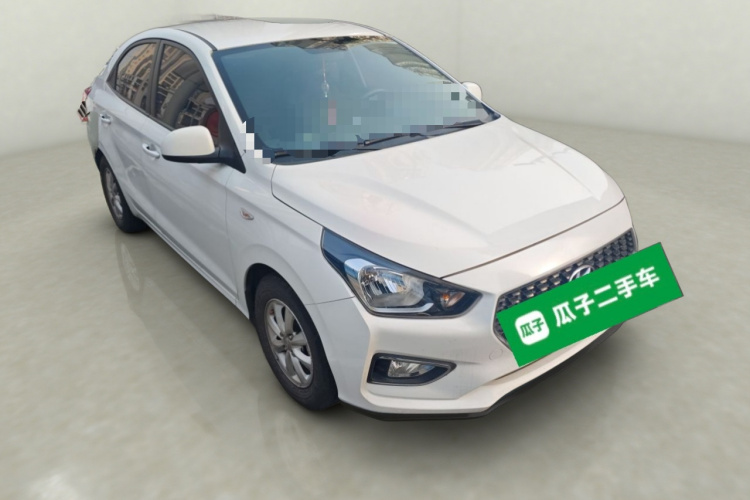 现代 瑞纳 2017款 1.4L 手动焕彩版 国V车身外观3