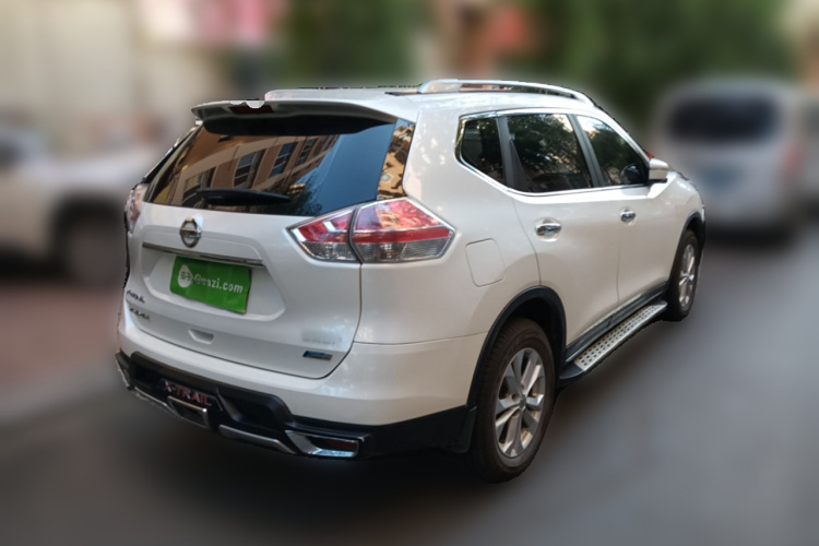 日产 奇骏 2015款 2.5L CVT领先MAX版 4WD车身外观6005