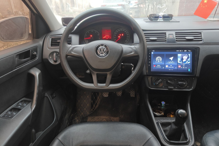 大众 桑塔纳 2016款 1.4L 手动风尚版中控内饰13