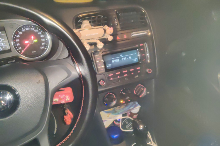 大众 Polo 2014款 1.4L 自动舒适版局部细节16