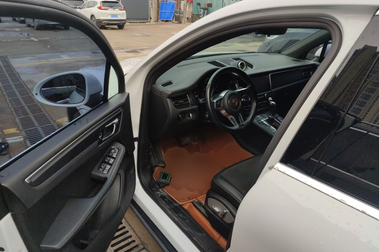 保时捷 2018款 Macan 2.0T中控内饰20