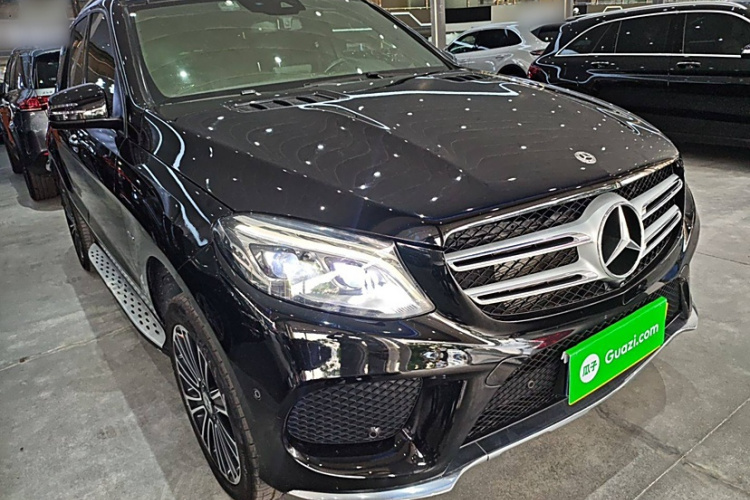 奔驰GLE 2018款 GLE 400 4MATIC 臻藏版车身外观6002