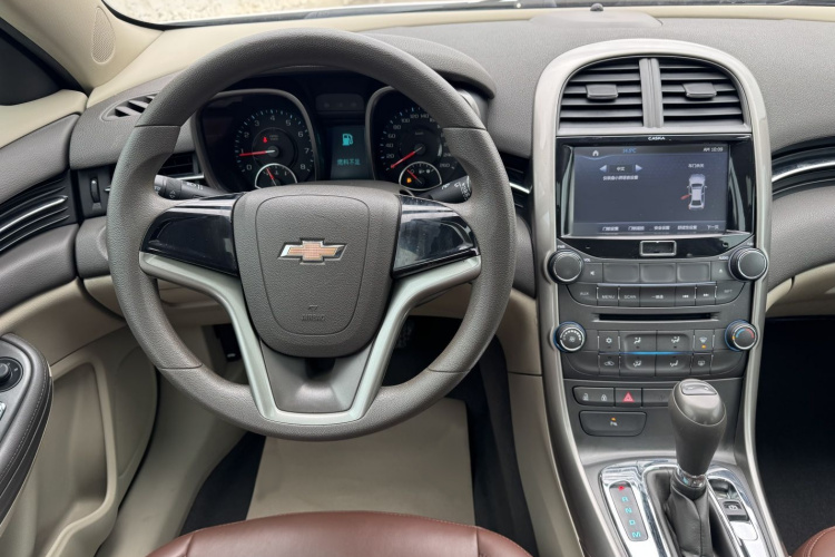 雪佛兰 迈锐宝 2014款 2.0L 自动舒适版中控内饰7004