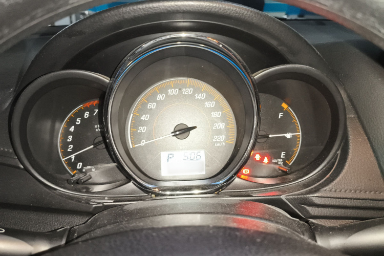 丰田 YARiS L 致炫 2020款 致炫X 1.5L CVT领先版局部细节14