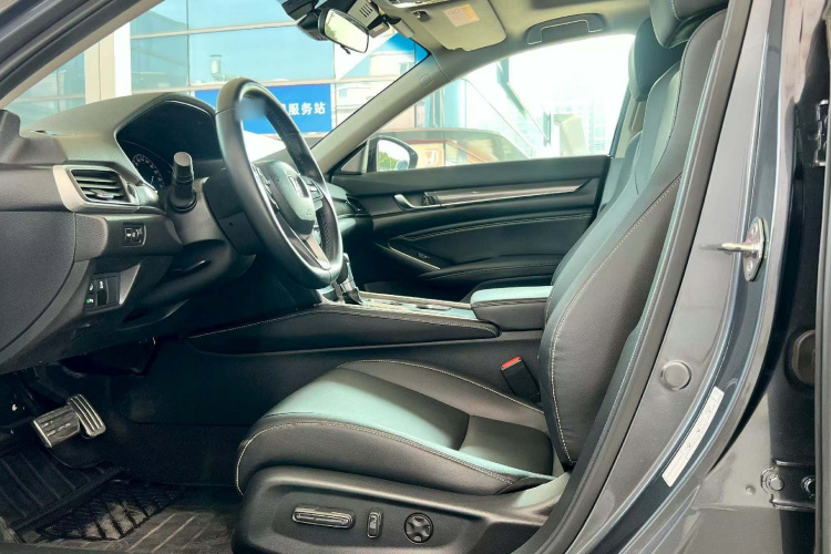 本田 雅阁 2022款 260TURBO 幻夜·尊贵版中控内饰7006