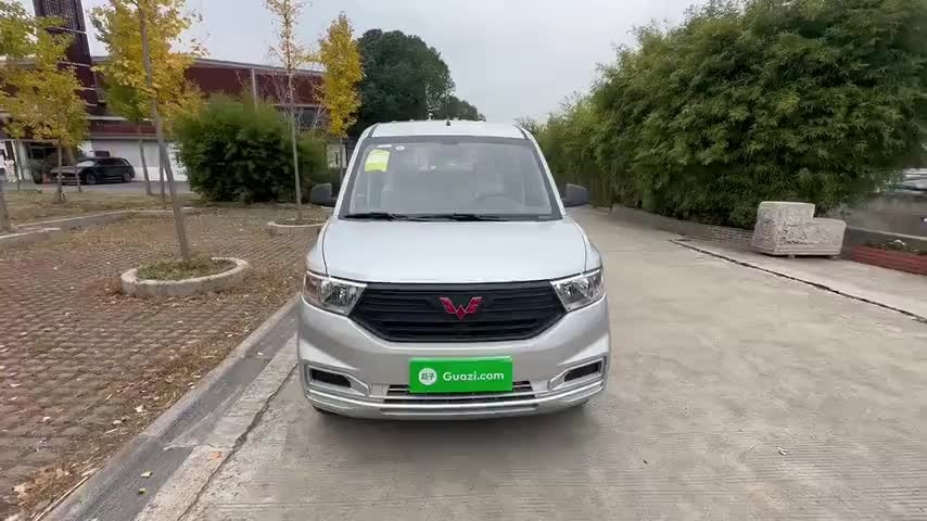 五菱汽车 五菱宏光V 2022款 1.5L劲取版电动助力LAR实拍1