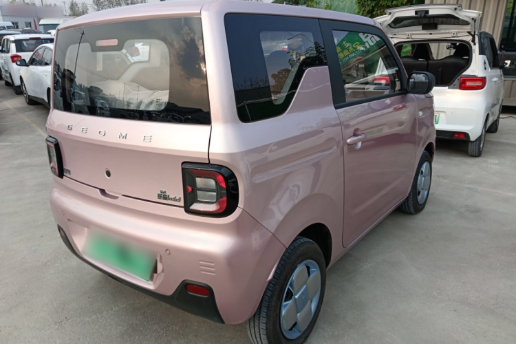 吉利银河 2024款 熊猫mini 200km 龙腾PRO版车身外观7