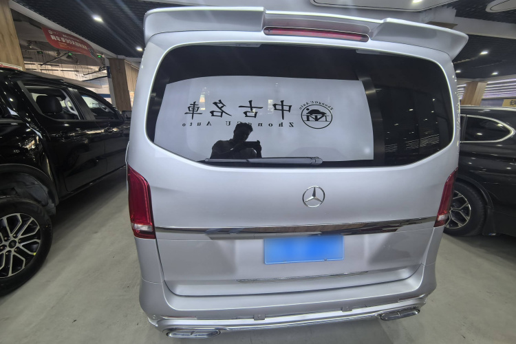 奔驰V级 2016款 V 260 尊贵版车身外观6004