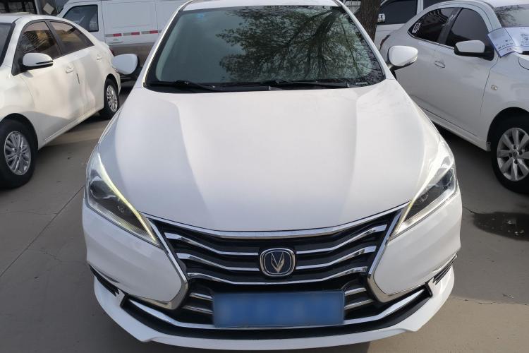 长安 逸动DT 2018款 1.6L 手动舒享型车身外观6001