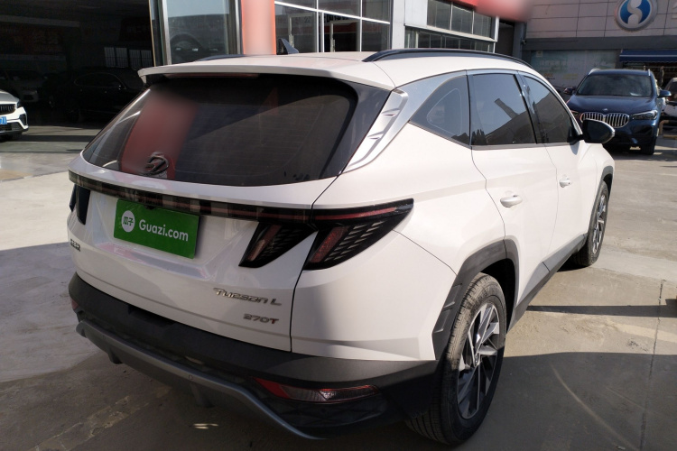 现代 2023款 途胜L 1.5T 自动两驱GLX精英版车身外观7