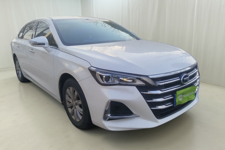 广汽传祺 传祺GA6 2019款 270T 自动精英版车身外观3