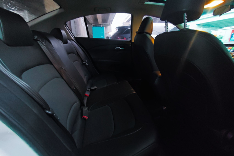 雪佛兰 科沃兹 2018款 320 手动欣悦版中控内饰7005