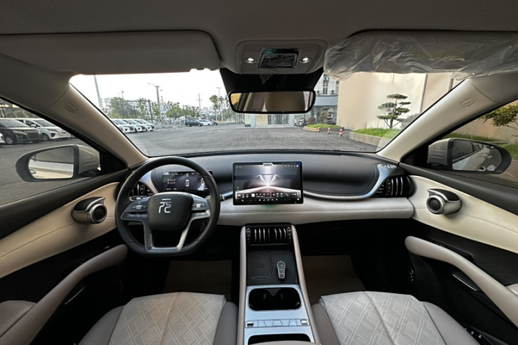 比亚迪 元PLUS 2025款 智驾版 510KM 超越型中控内饰7002