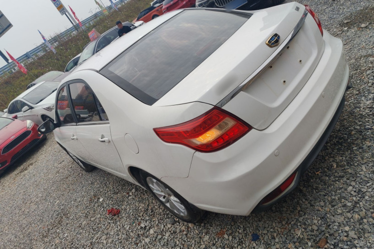 吉利汽车 远景 2016款 1.5L 手动幸福版车身外观4