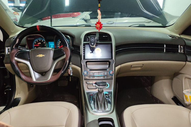 雪佛兰 迈锐宝 2014款 2.0L 自动舒适版中控内饰7002