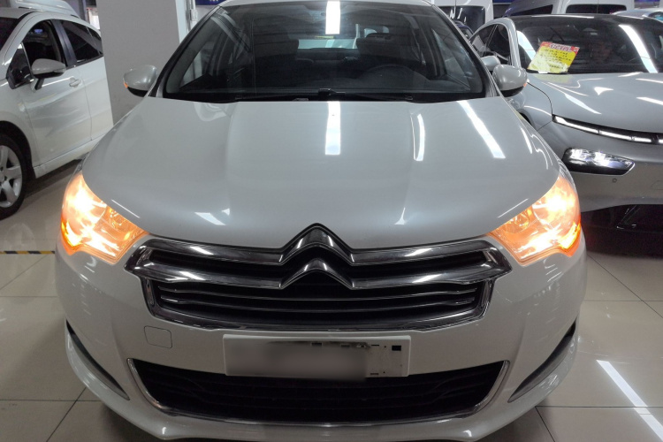 雪铁龙C4L 2015款 1.2T 自动豪华版车身外观6001