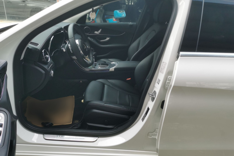 奔驰C级 2021款 C 200 L 时尚型运动版中控内饰19