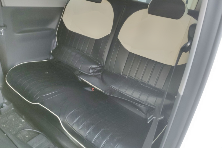 吉利银河 2024款 熊猫mini 200km 耐力熊中控内饰21