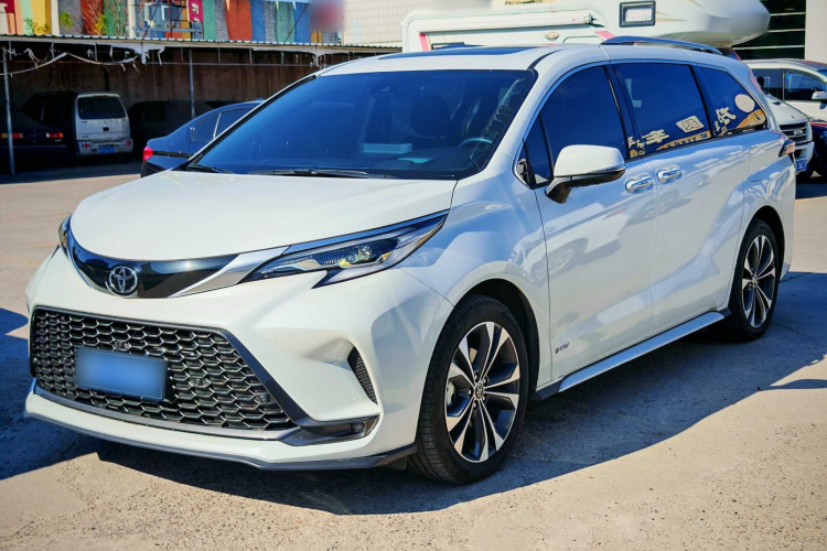 丰田 格瑞维亚 2024款 2.5L混动 尊贵PLUS版车身外观1