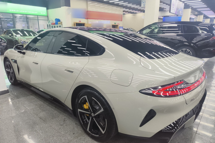小米汽车 小米SU7 2024款 四驱超长续航高阶智驾Max版车身外观4