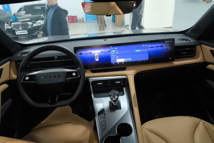 荣威RX5 2023款 1.5T 豪华滑屏版中控内饰12