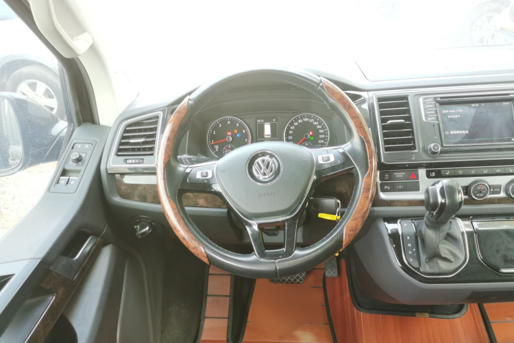 大众 迈特威 2018款 2.0TSI 两驱豪华版 7座局部细节13