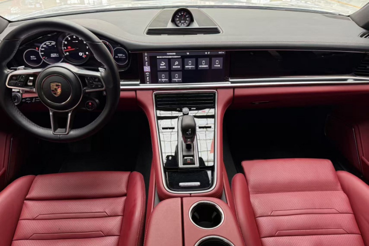 保时捷 2021款 Panamera 4 行政加长版 2.9T中控内饰7001