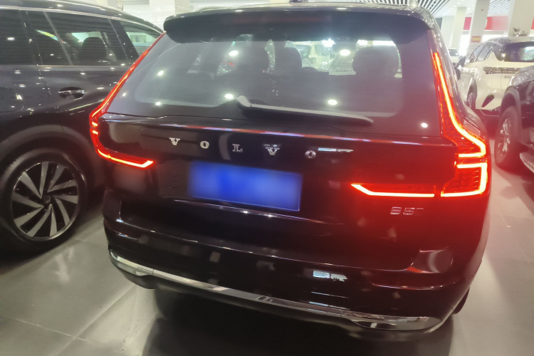 沃尔沃XC60 2025款 B5 四驱智远豪华版车身外观6004