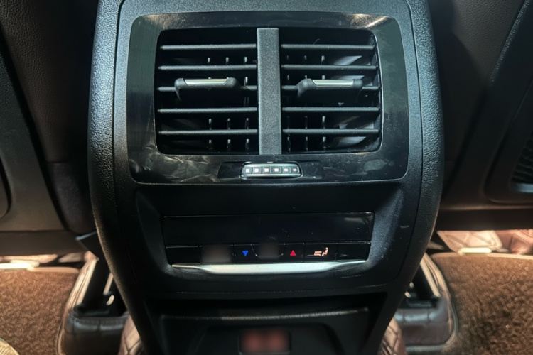 宝马X3 2020款  xDrive28i M运动套装中控内饰7003