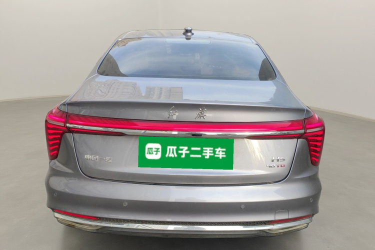 红旗H5 2023款 2.0T 自动智联旗畅版车身外观6