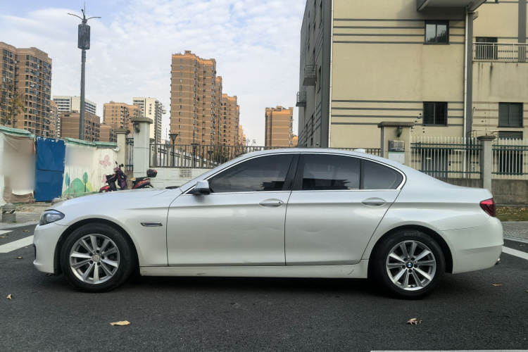 宝马5系(进口) 2015款 520i 典雅型车身外观6007