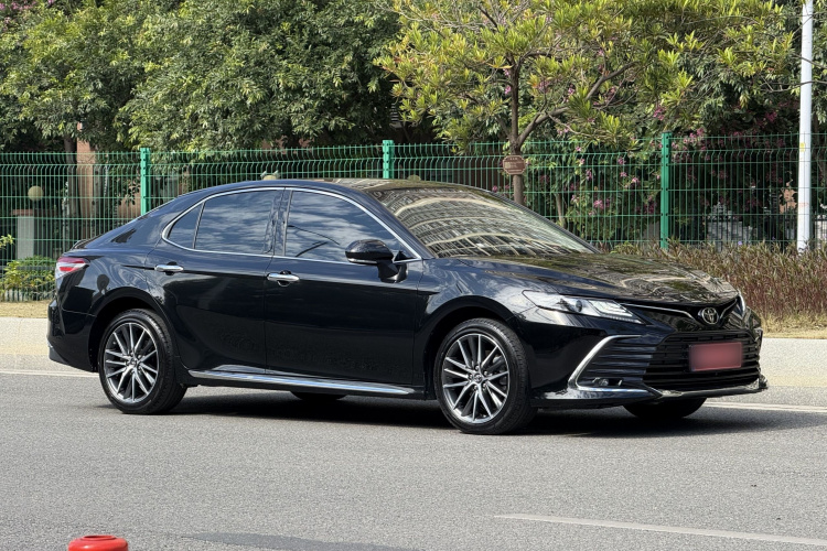 丰田 凯美瑞 2023款 2.5G 豪华版车身外观6009