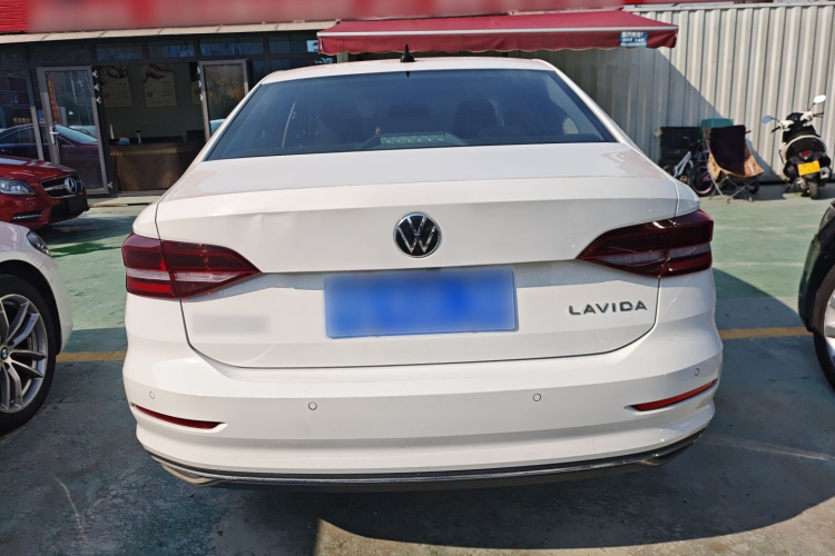 大众 朗逸 2021款 1.5L 自动舒适版车身外观6