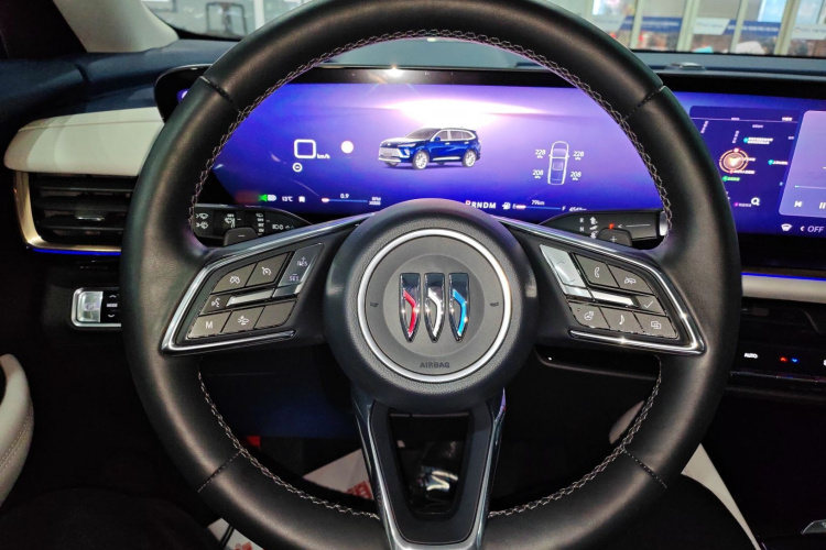 别克 2024款 昂科威Plus 四驱Avenir艾维亚中控内饰13