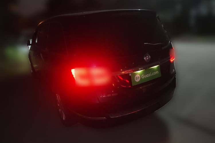 别克GL8 2017款 25S 豪华型 国V车身外观5